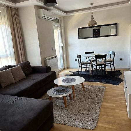 Apartman Dm Belgrade Exterior photo